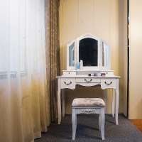 European and American style simple bedroom dressing table